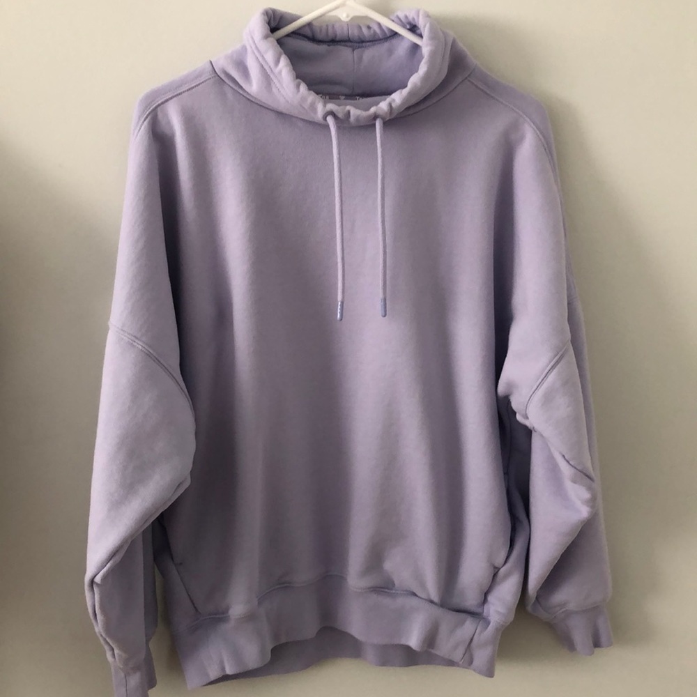 Aritizia Tna Mockneck sweatshirt